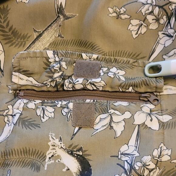 Exofficio Men's Green Floral Shirt Size Large Fish and Floral Fisherman Outdoors - Picture 7 of 9